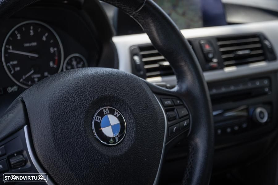 BMW 320 d xDrive Auto - 27