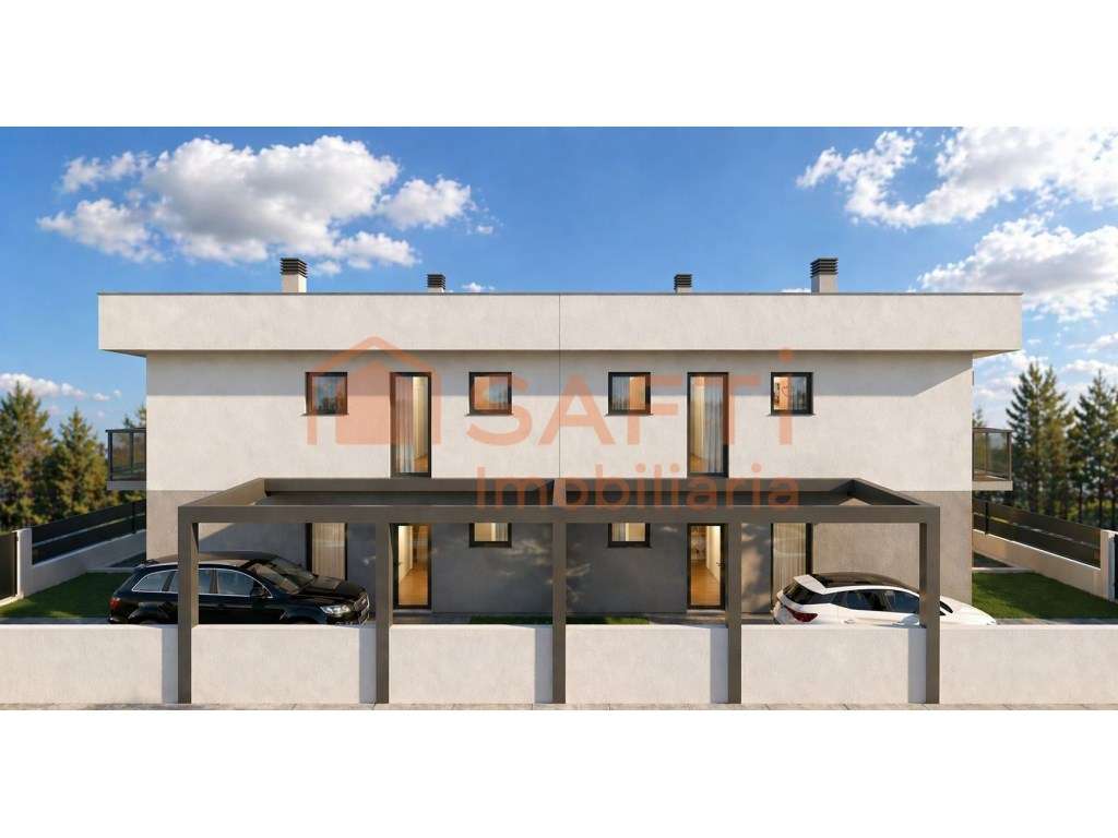 Moradia Gemina T4 Com Piscina / Fernão Ferro / seixal - Grande imagem: 2/9