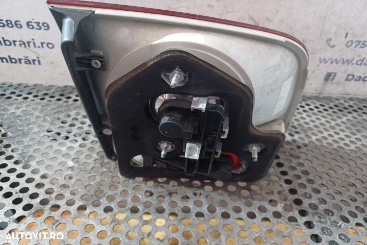 STOP DREAPTA Volkswagen VW Touareg - 2