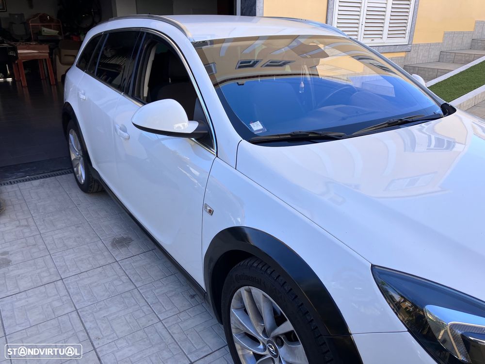 Opel Insignia Country Tourer 2.0 CDTi S/S - 12