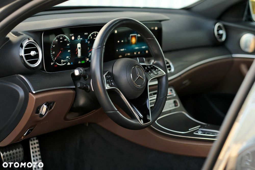 Mercedes-Benz Klasa E 450 4-Matic All-Terrain Exclusive - 33