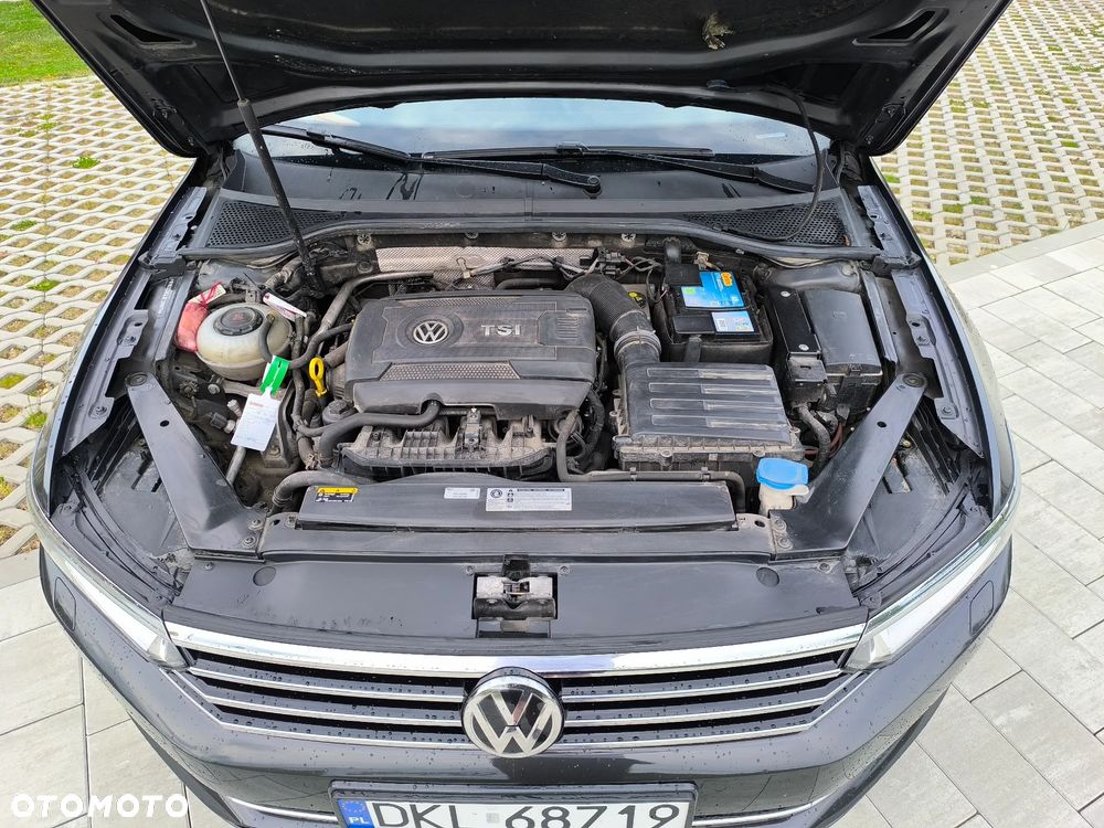 Volkswagen Passat - 14