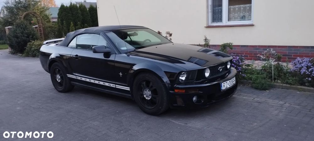 Ford Mustang 4.0 V6 - 1