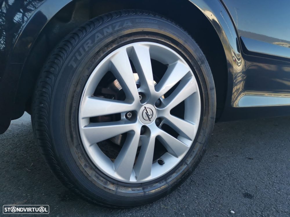 Opel Astra GTC 1.3 CDTI - 11