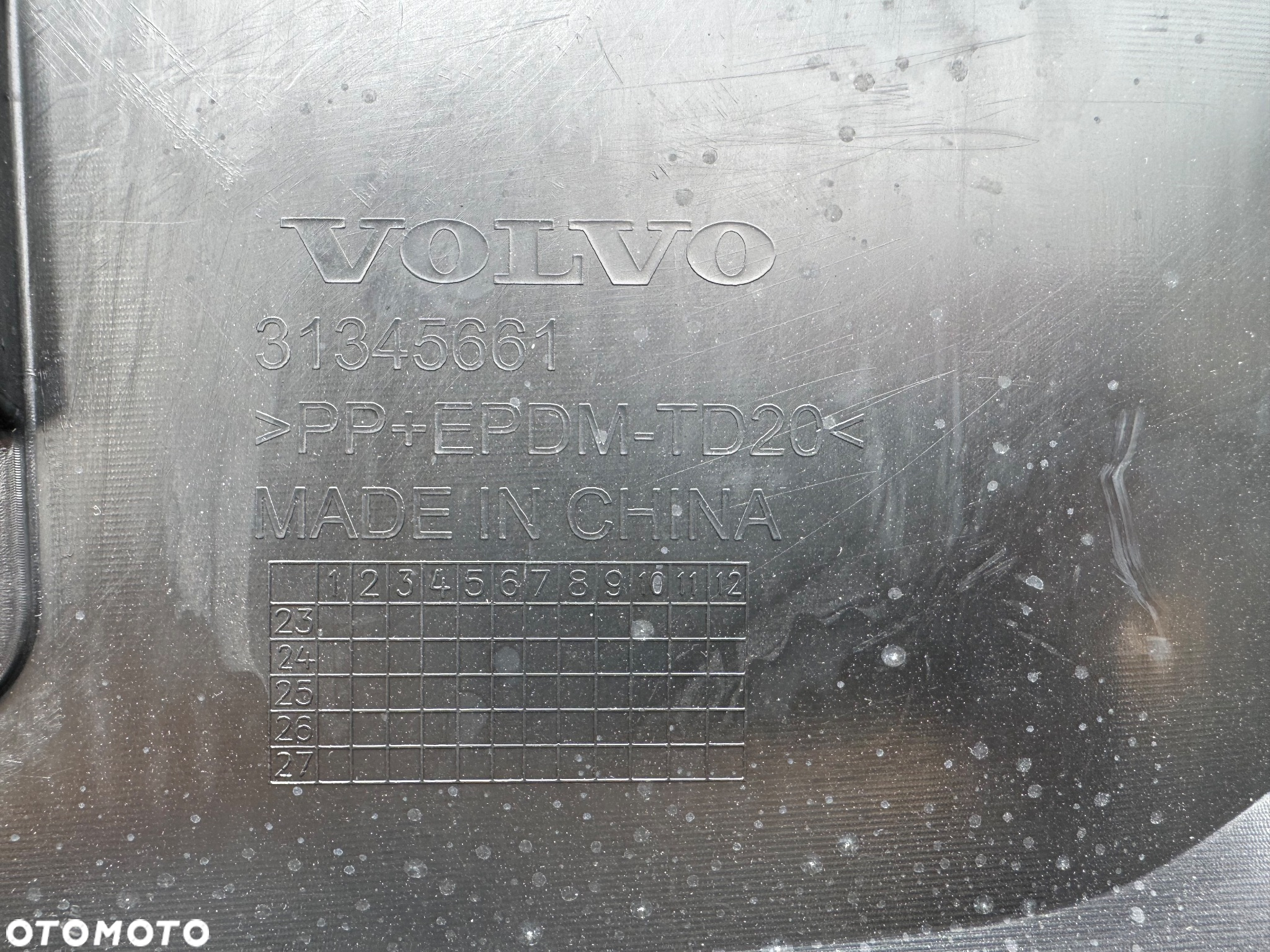 ZDERZAK TYŁ TYLNI VOLVO EX30 EX-30 DÓŁ SPOILER DYFUZOR 31345661 ORYGINAŁ - 12