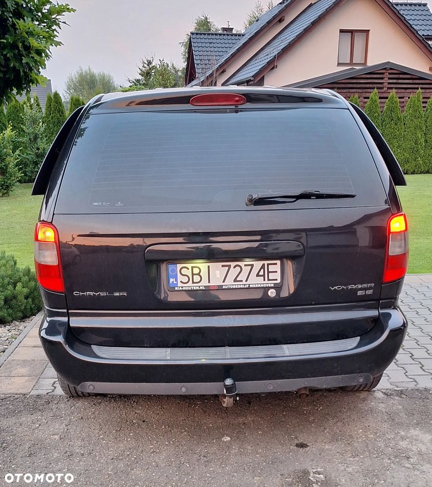 Chrysler Voyager 2.4 SE - 31
