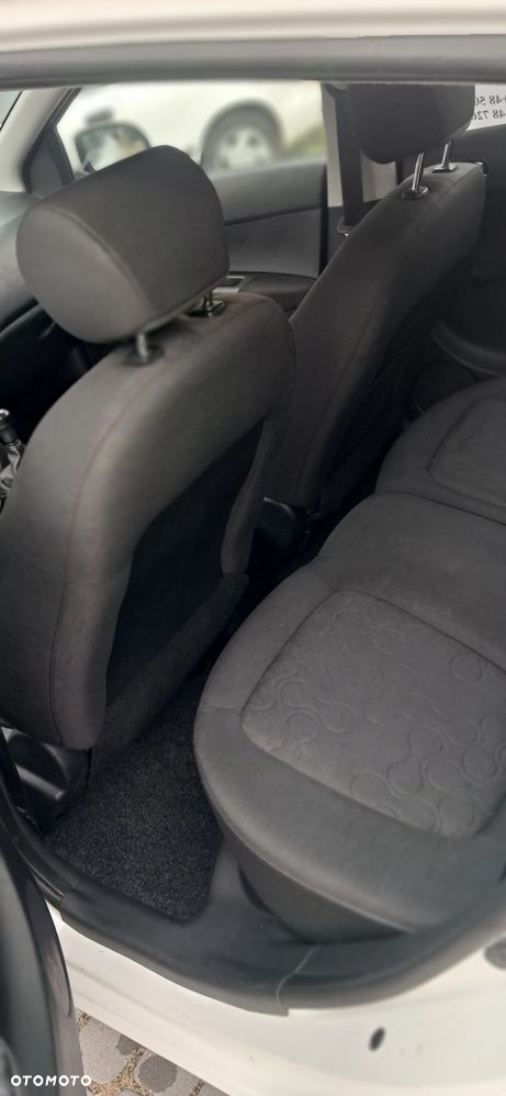 Hyundai i20 - 14