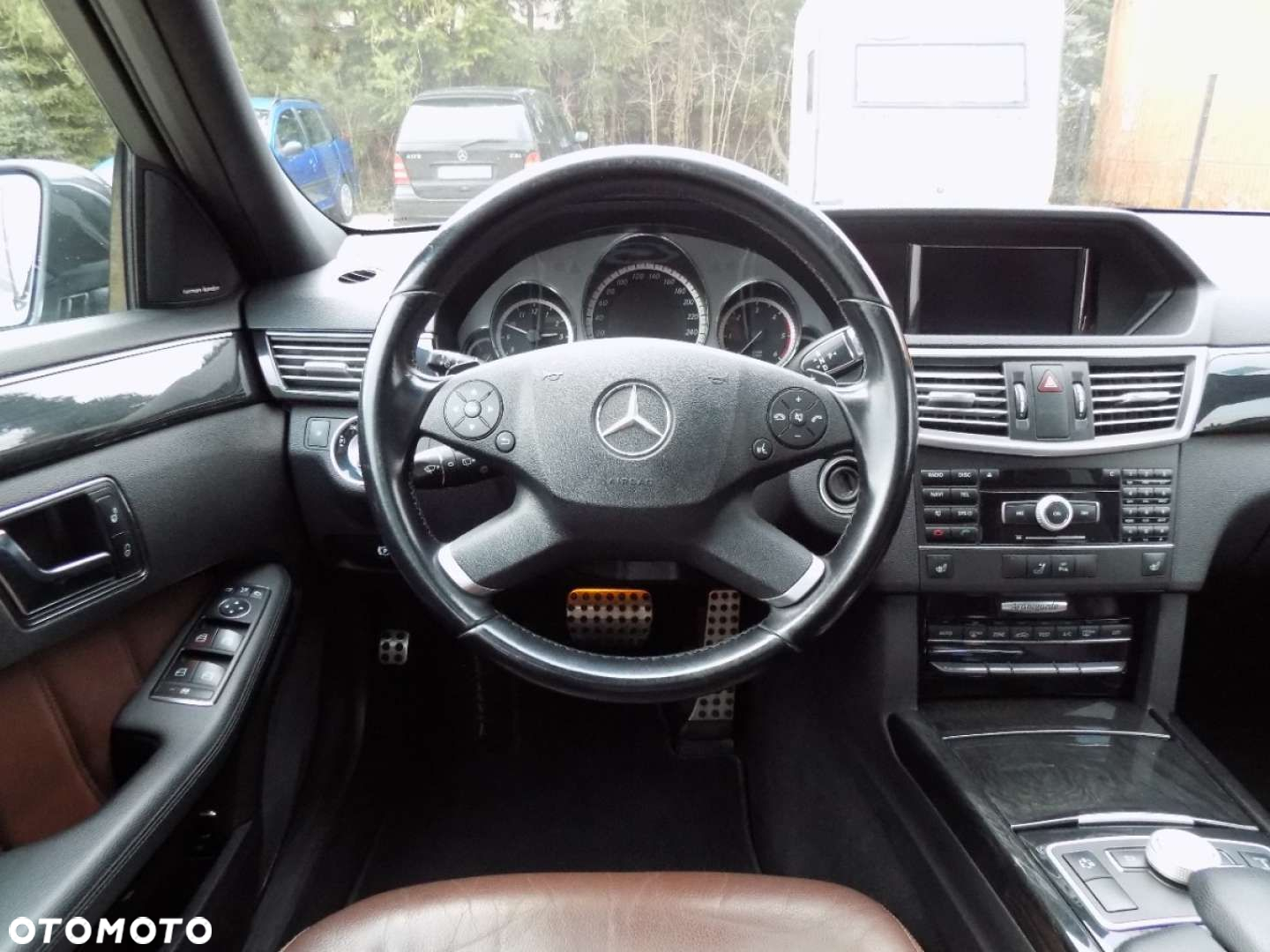 Mercedes-Benz Klasa E - 6