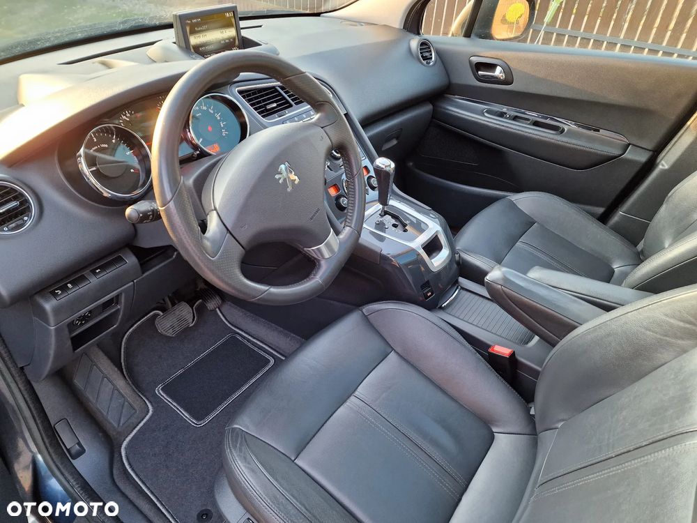 Peugeot 5008 HDI 160 Automatik Allure - 13