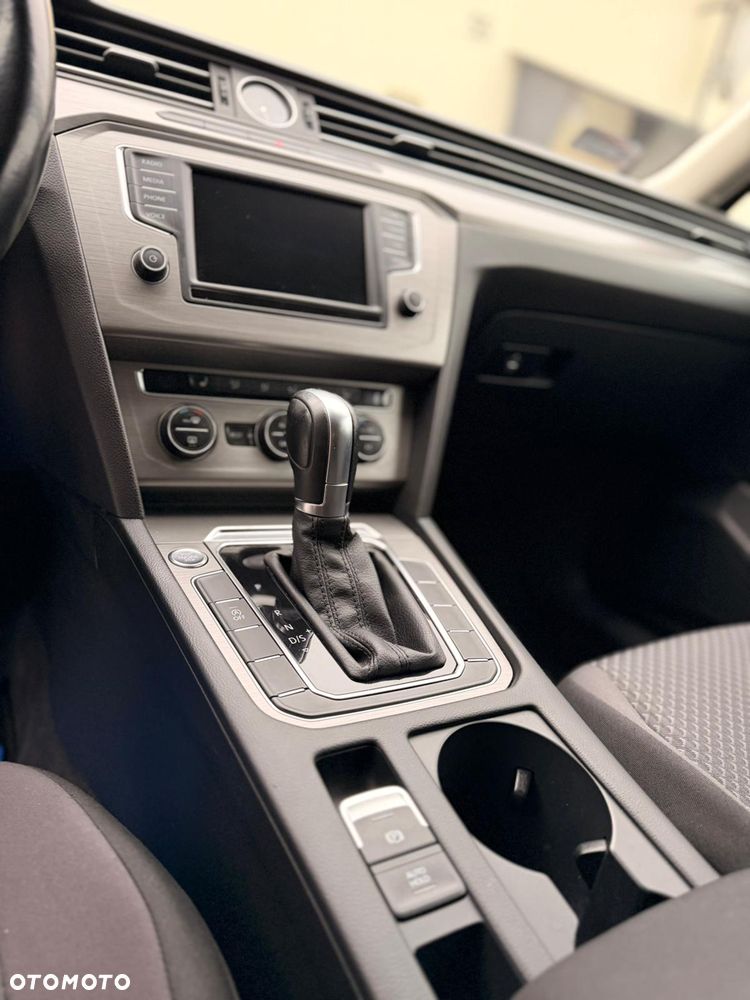 Volkswagen Passat 2.0 TDI (BlueMotion Technology) DSG Trendline - 7