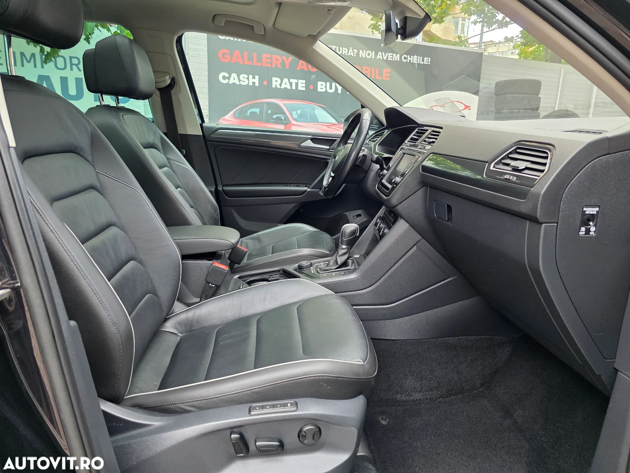 Volkswagen Tiguan 2.0 TDI 4Mot DSG Comfortline - 9