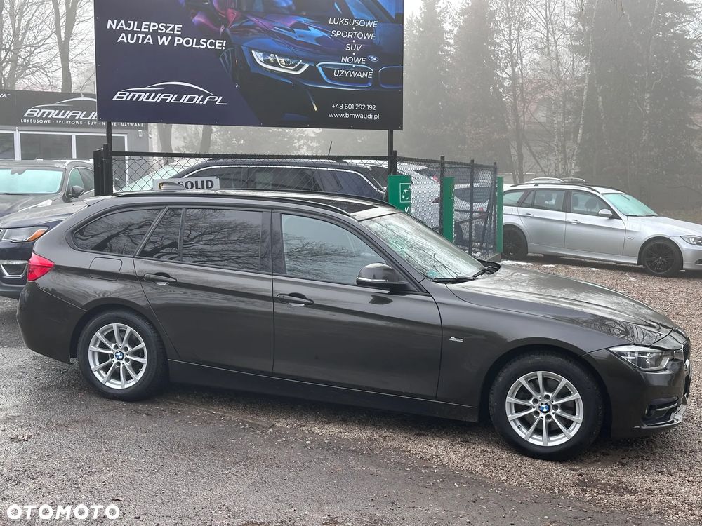 BMW Seria 3 320d Sport Line - 14