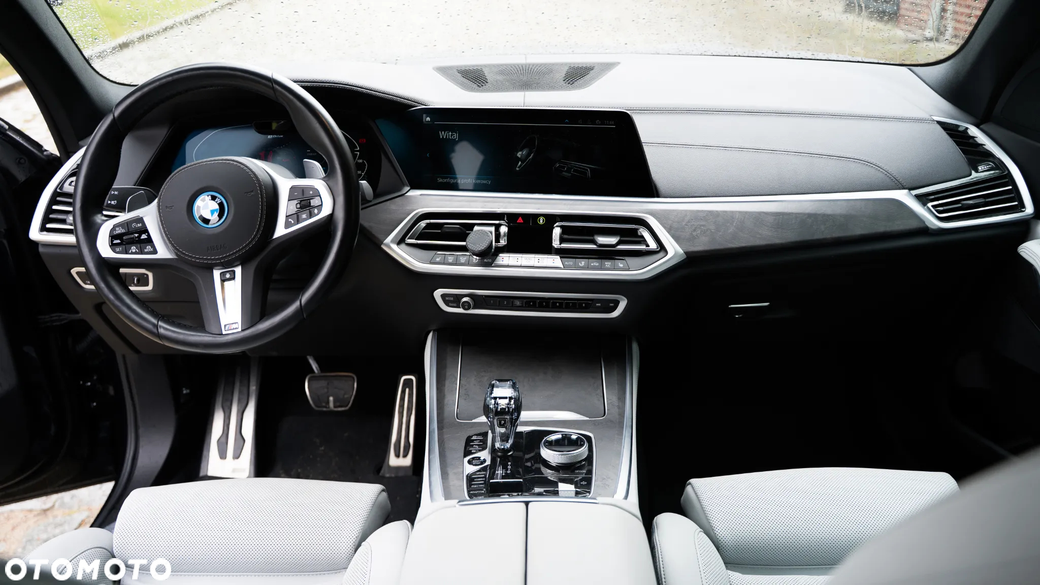 BMW X5 xDrive45e - 14