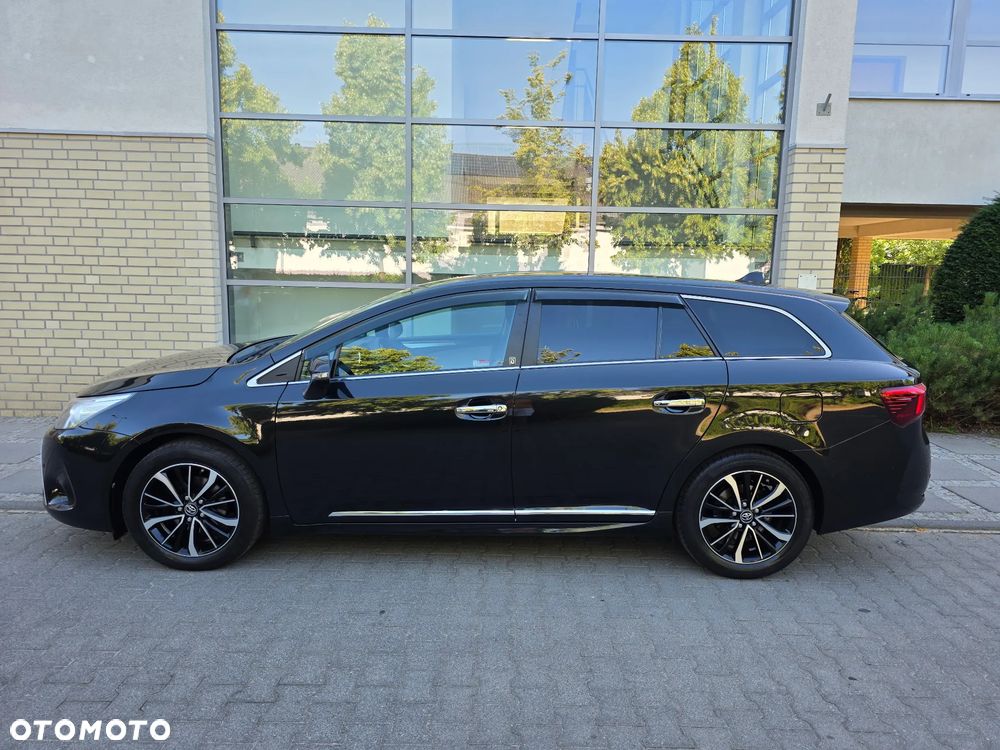 Toyota Avensis - 4