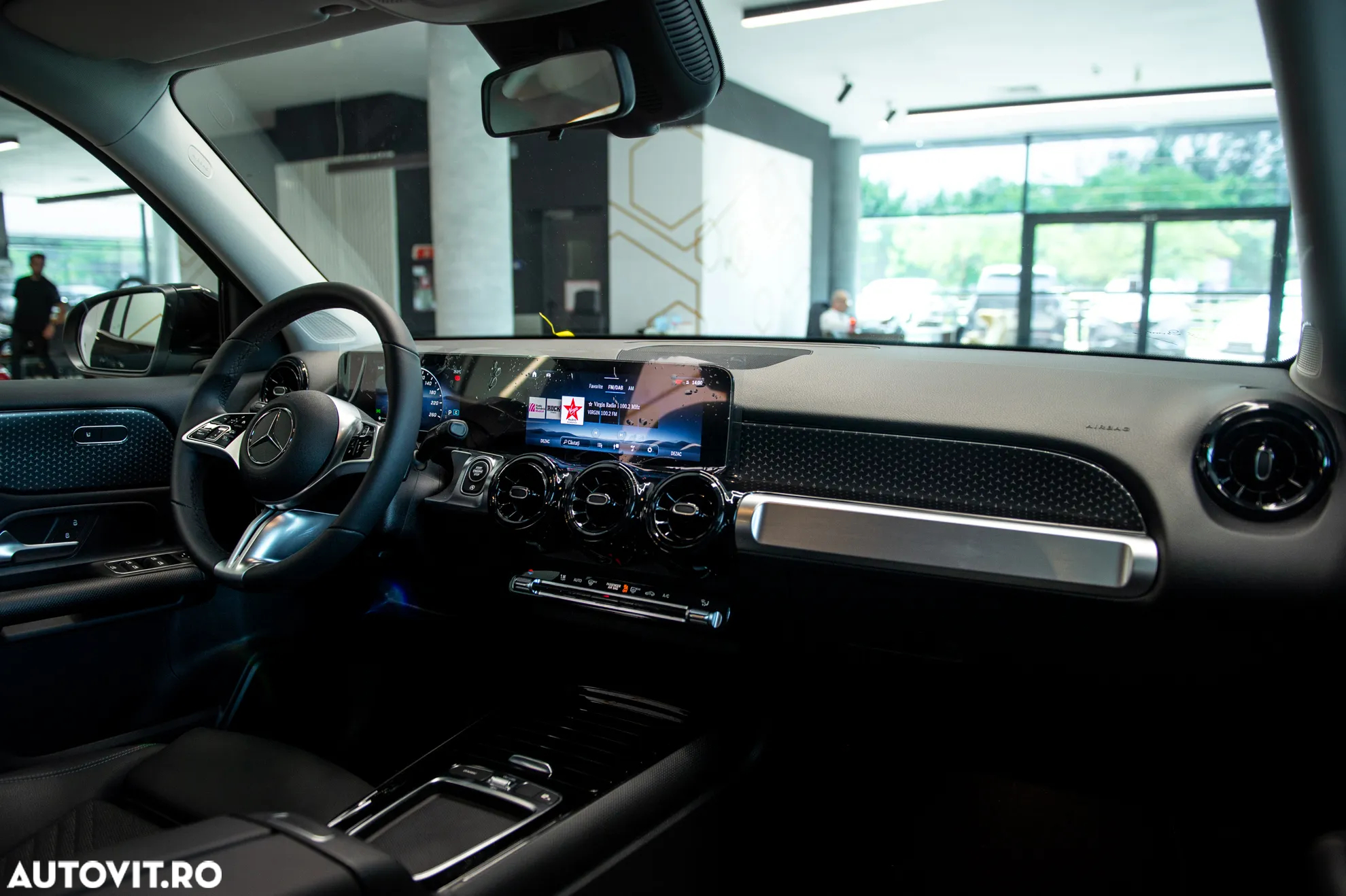 Mercedes-Benz GLB 200 7G-DCT - 26