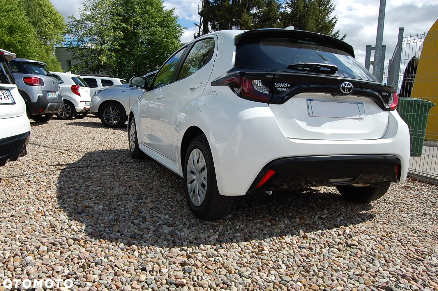 Toyota Yaris - 4