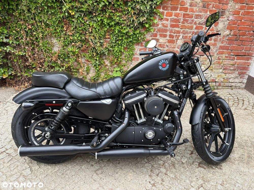 Harley-Davidson Sportster Iron 883 - 1