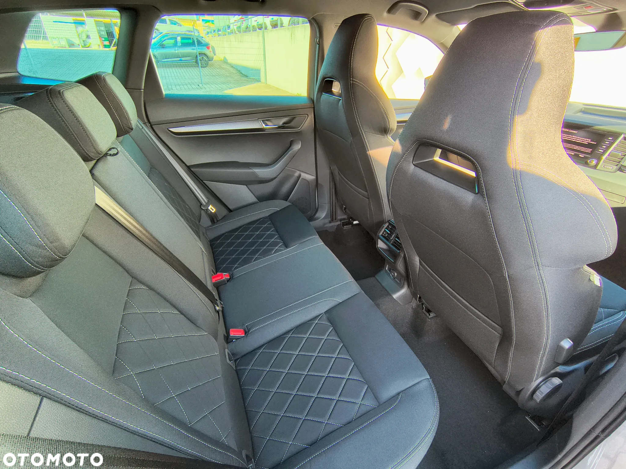 Skoda Karoq 1.5 TSI ACT Sportline DSG - 14