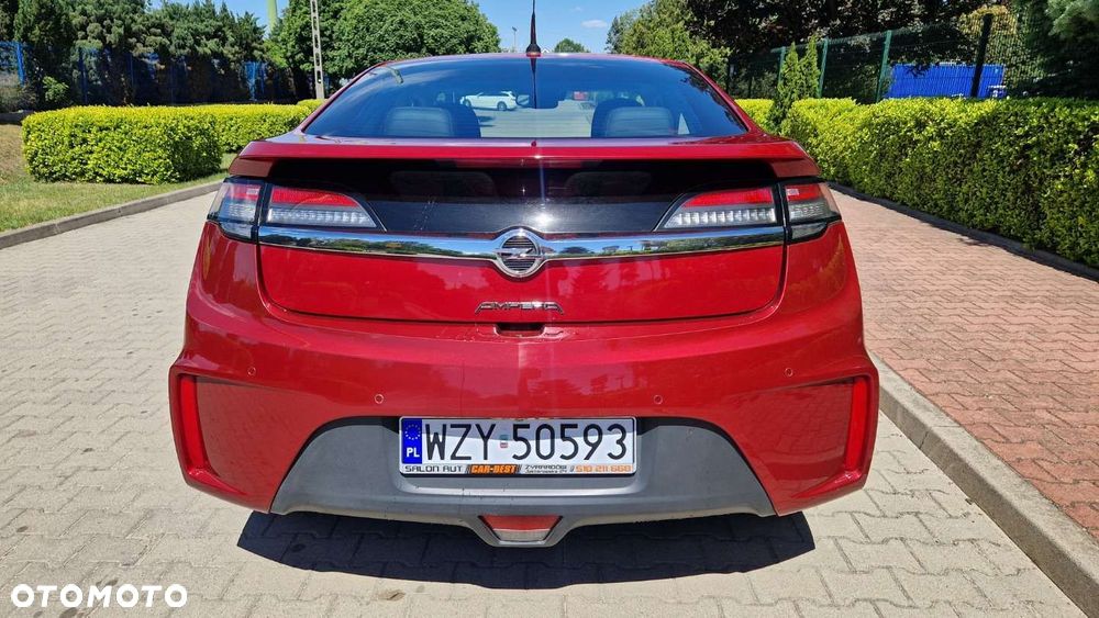 Opel Ampera - 8