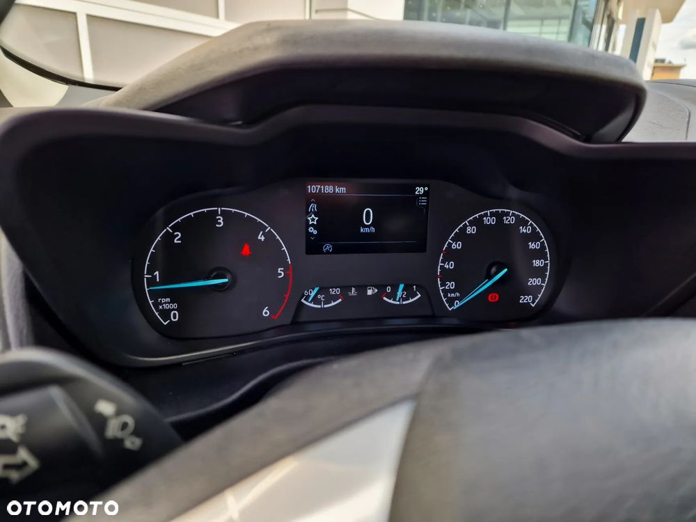 Ford TRANSIT CONNECT L2 - 6