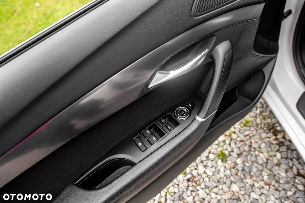 Hyundai i40 Kombi 1.7 CRDi Premium - 23