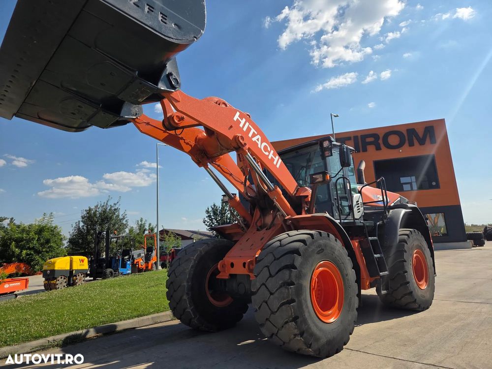 Hitachi ZW310-6, 2019, 7.734h, cupa 5mc, 28 tone, Gresare automata, Cantar, Anvelope Goodyear L5 70% ok, camera spate, consum 17,6l/h, descarca la 4,4m, motor 285CP, VIRARE JOYSTICK, revizii ok, STARE FOARTE BUNA, posibilitate leasing-PROMOTIE 98.750 eur+Tva - 10