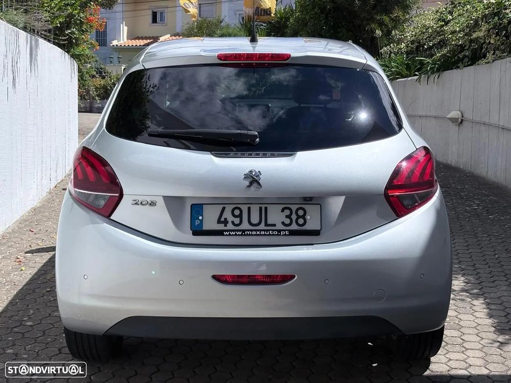 Peugeot 208 1.6 BlueHDi Style - 6