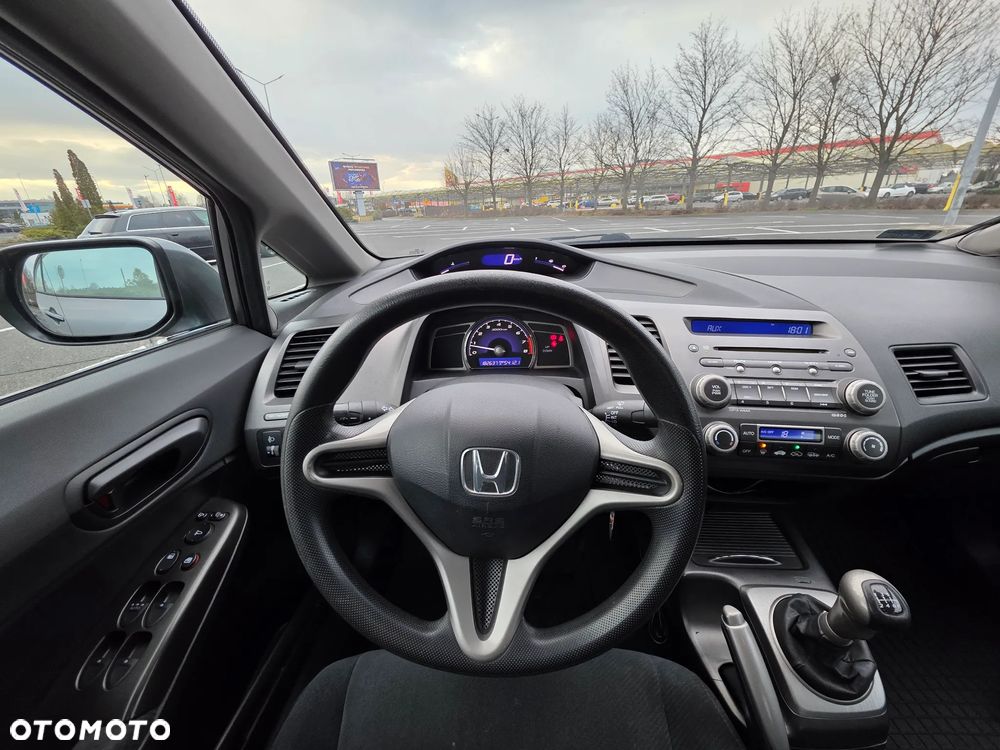 Honda Civic 1.8 Comfort - 13