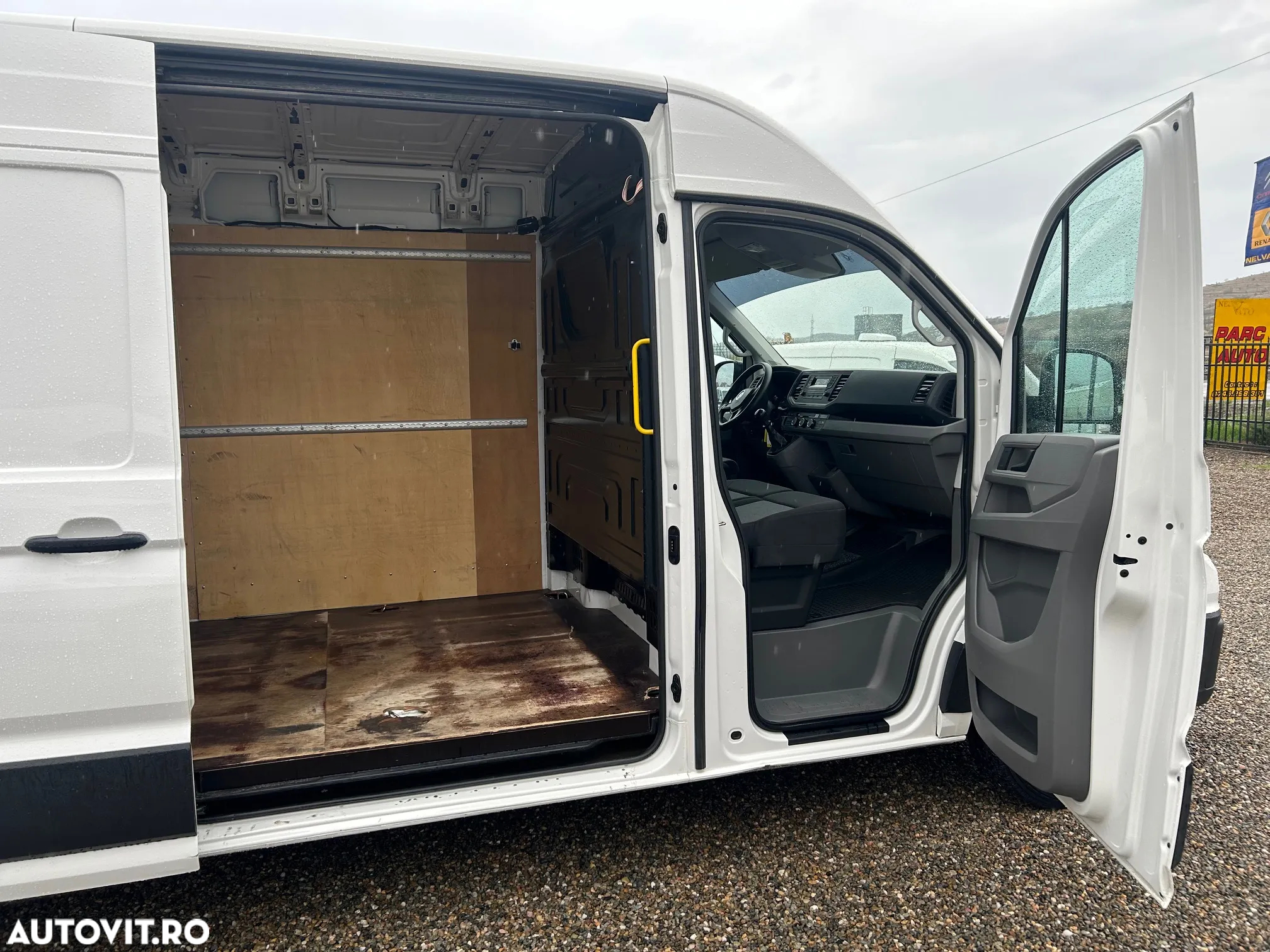 Volkswagen Crafter - 5