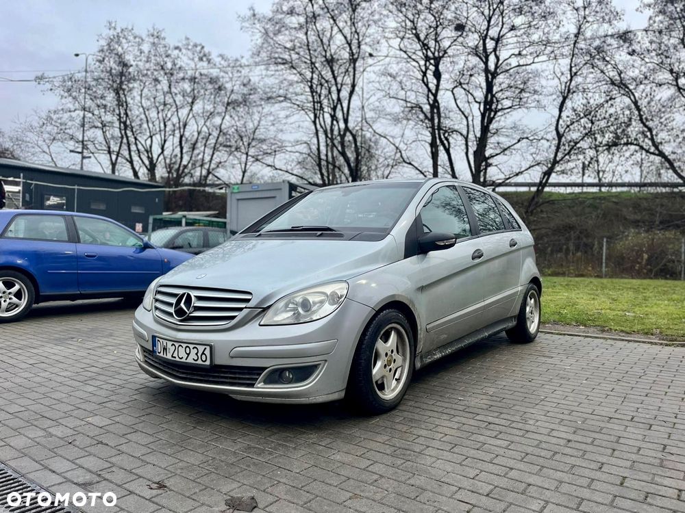 Mercedes-Benz Klasa B - 1