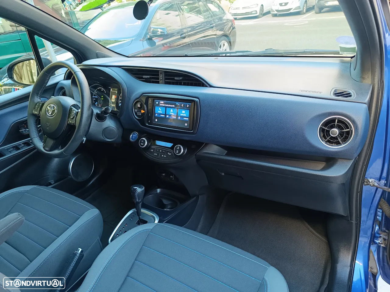 Toyota Yaris 1.5 HSD Square Collec.Blue - 17