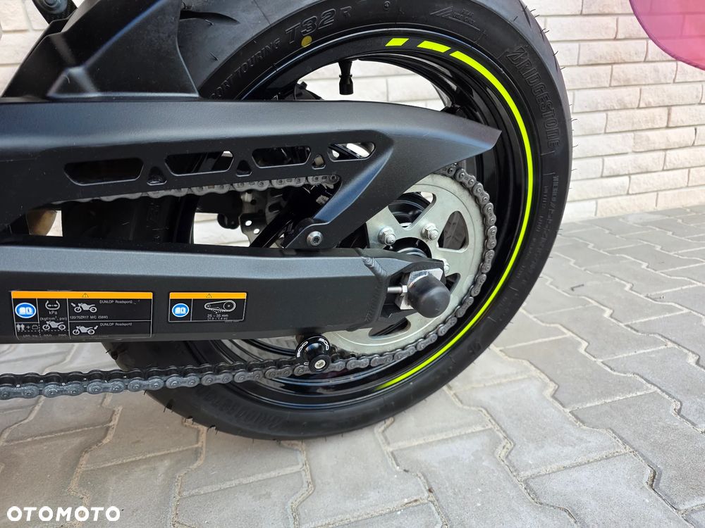 Kawasaki Z 900 - 22