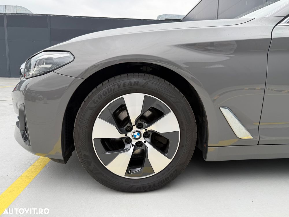 BMW Seria 5 520d AT MHEV - 21
