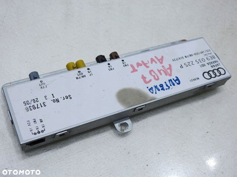 WZMACNIACZ ANTENY AUDI A4 B7 8E9035225P - 2