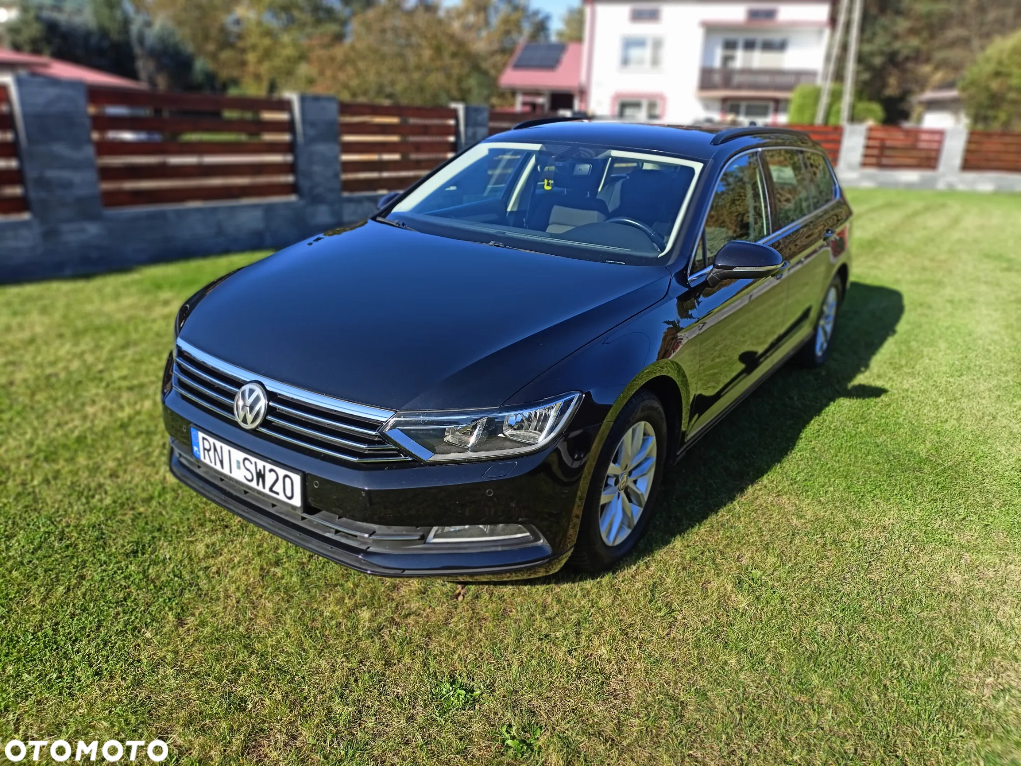 Volkswagen Passat Variant 1.6 TDI (BlueMotion Technology) Comfortline - 9