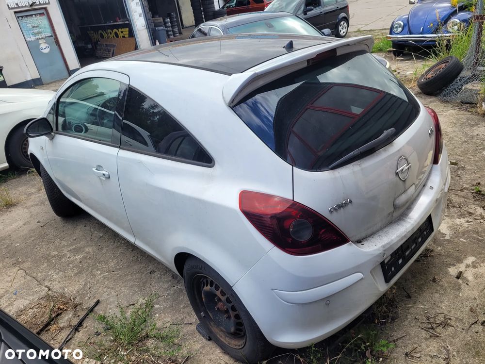 Opel Corsa - 3