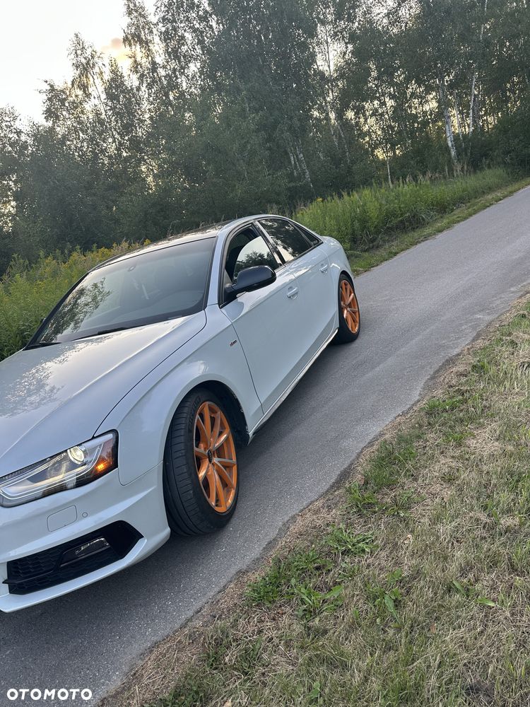 Audi A4 Limousine - 3