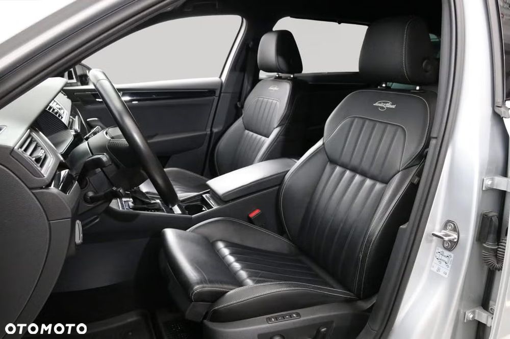 Skoda Superb 2.0 TDI SCR L&K DSG - 9