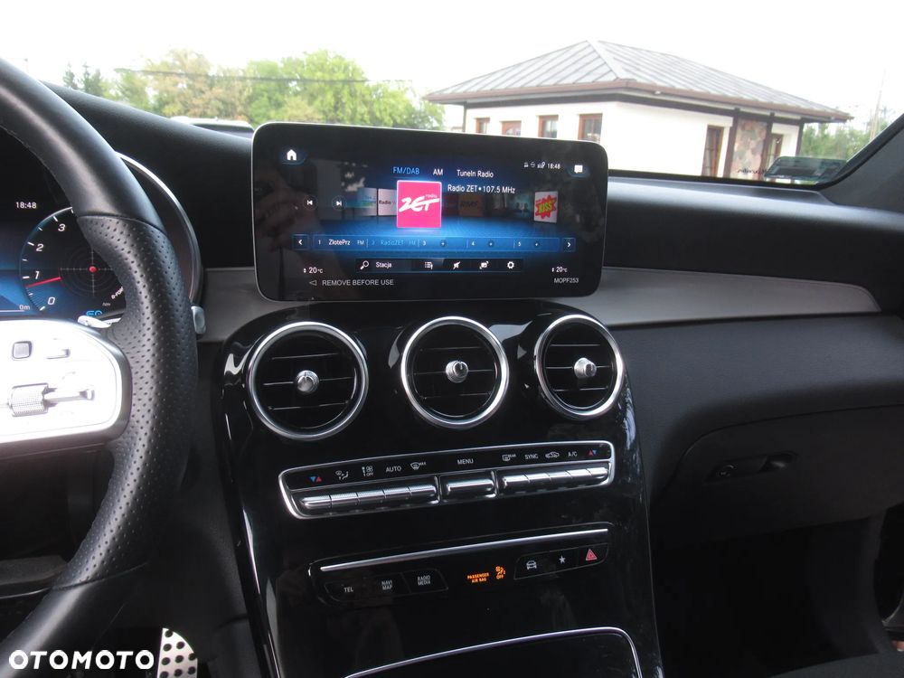 Mercedes-Benz GLC 200 4Matic 9G-TRONIC AMG Line - 16