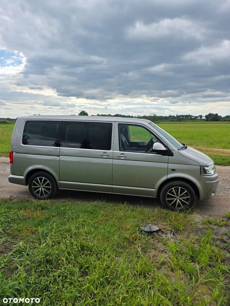 Volkswagen Multivan - 38