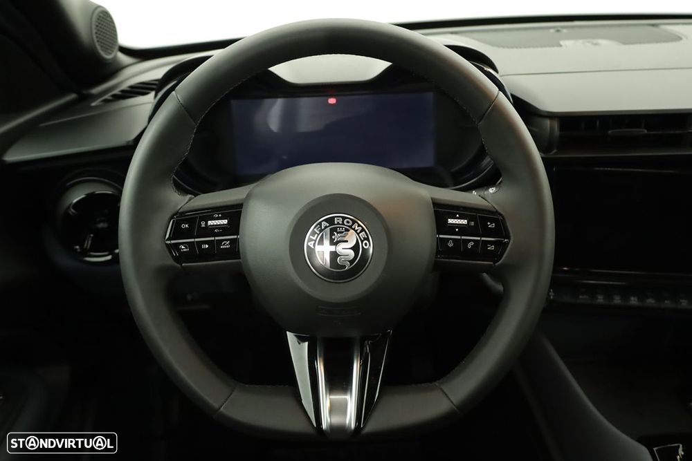 Alfa Romeo Junior Elletrica 50 kWh - 15