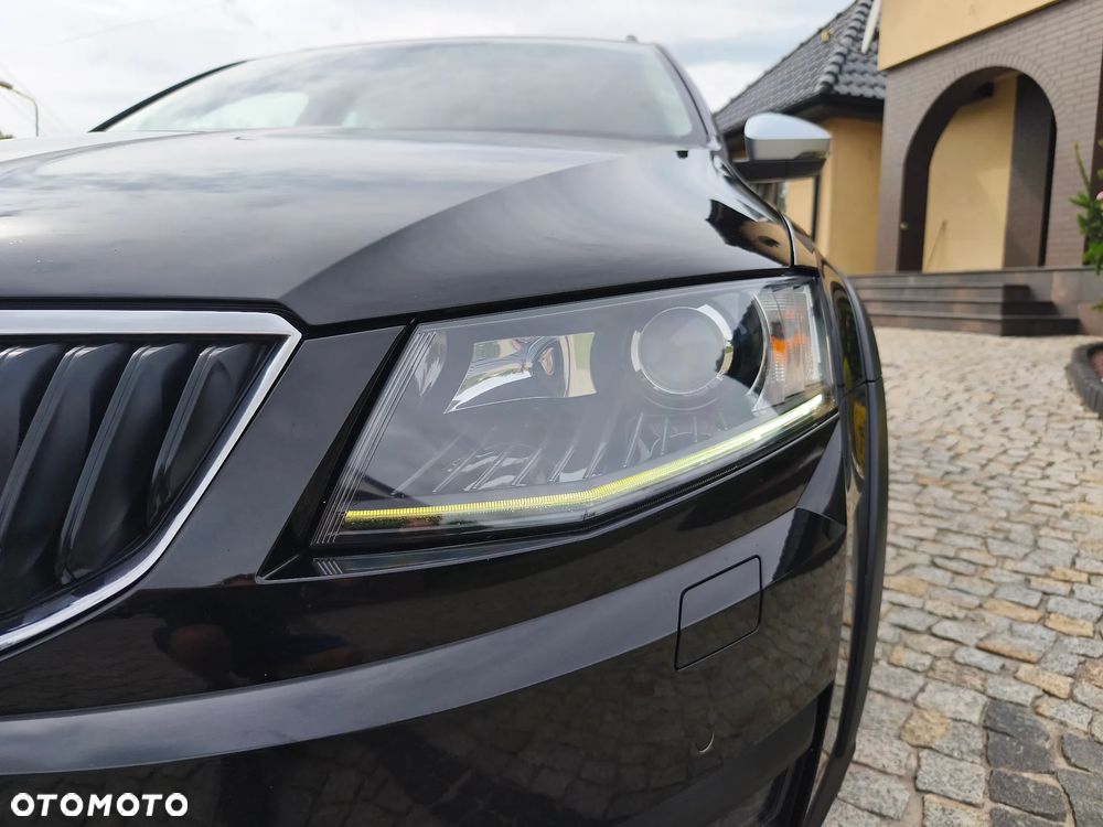 Skoda Octavia 2.0 TDI 4x4 DSG Scout - 20