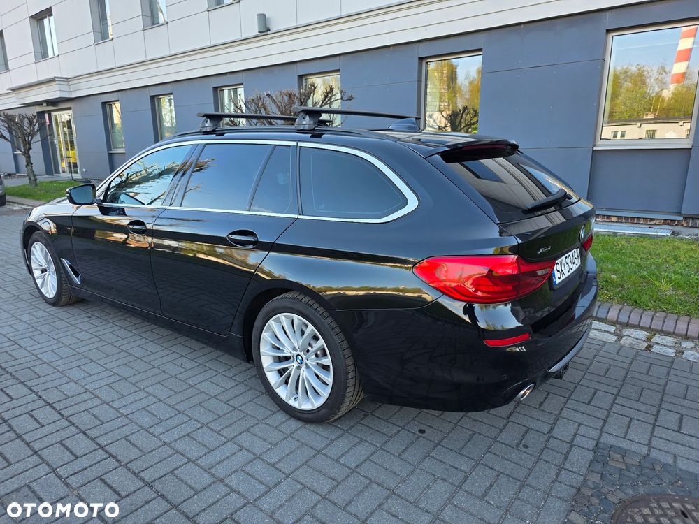 BMW Seria 5 520e Luxury Line - 9