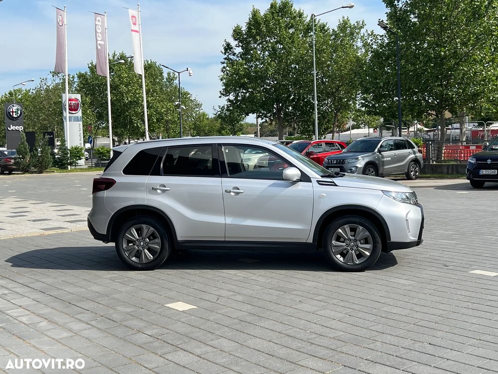 Suzuki Vitara 1.4 Boosterjet AllGrip MHEV Passion - 11