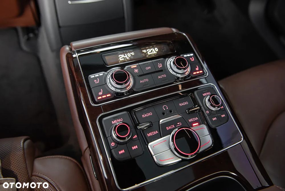 Audi A8 - 37