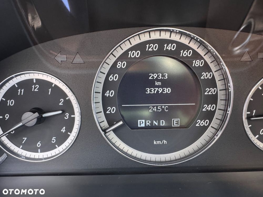 Mercedes-Benz Klasa E 220 CDI Automatik Elegance - 18