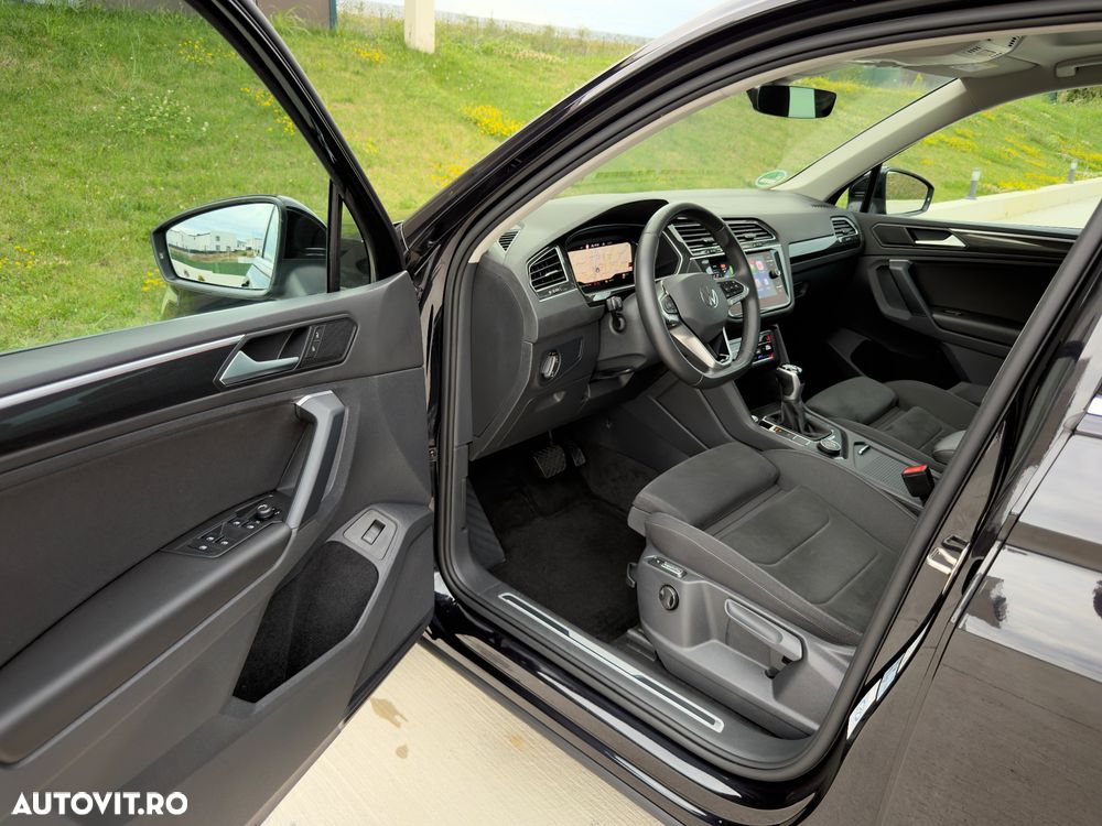 Volkswagen Tiguan 2.0 TDI SCR 4MOTION DSG Elegance - 26