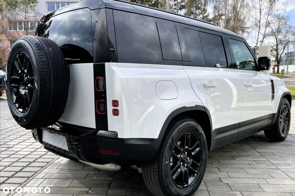 Land Rover Defender 3.0 D200 mHEV S - 9