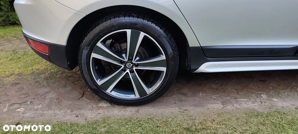 Volvo XC 60 D5 AWD RDesign - 5