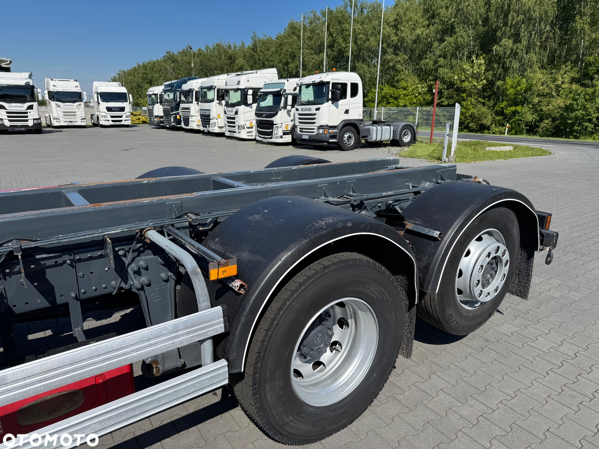 Mercedes-Benz AXOR 2533 6x2 podnoszona/skrętna Dżwig Palfinger Hwytak Rotator - 10